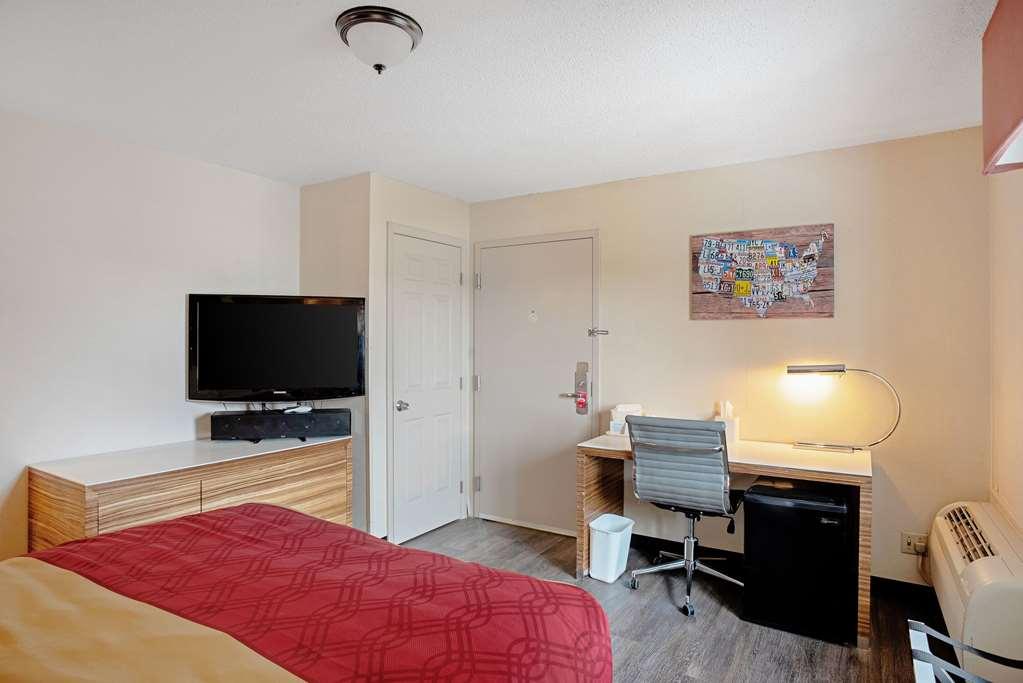 Quality Inn Frontier At Us Hwy 30 Clinton Quarto foto